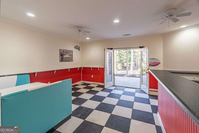 2169 Glenmore Lane, Snellville, GA 30078