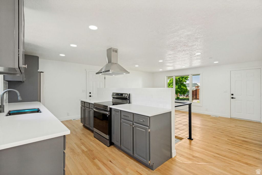 282 E 1400 N, Bountiful, UT 84010 — photo 4
