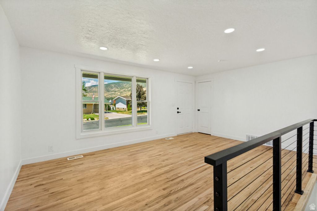 282 E 1400 N, Bountiful, UT 84010 — photo 5