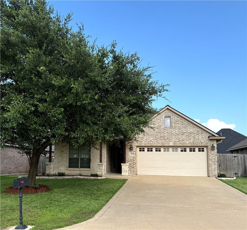 228 Passendale Lane, College Station, TX 77845 — exterior