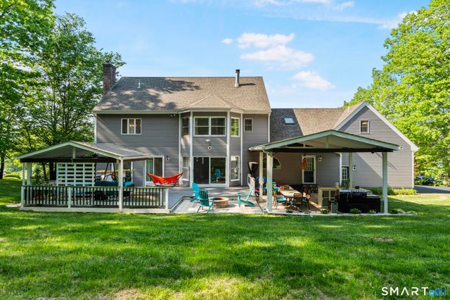 1 Hidden Brook Road, Hamden, CT 06518