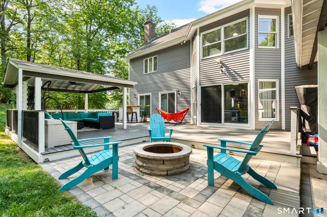 1 Hidden Brook Road, Hamden, CT 06518