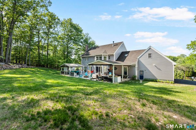 1 Hidden Brook Road, Hamden, CT 06518