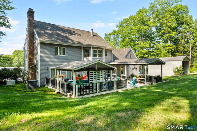 1 Hidden Brook Road, Hamden, CT 06518