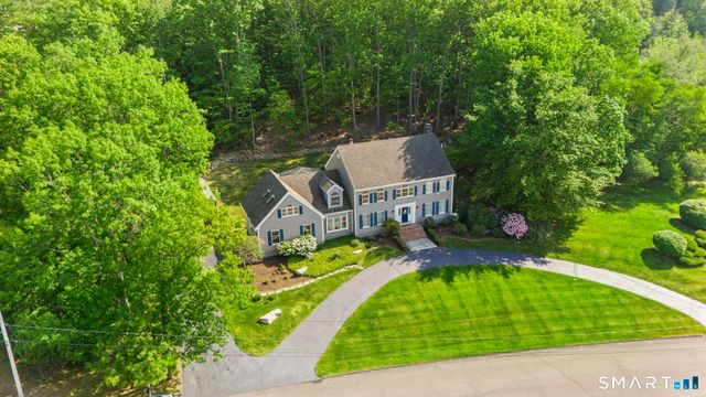 1 Hidden Brook Road, Hamden, CT 06518