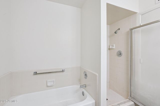 5925 E University Drive Apt 122, Mesa, AZ 85205