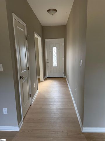 293 Harry Drive, Anderson, SC 29624