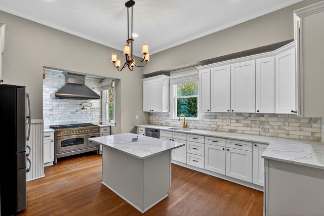 919 Wichman Street, Walterboro, SC 29488