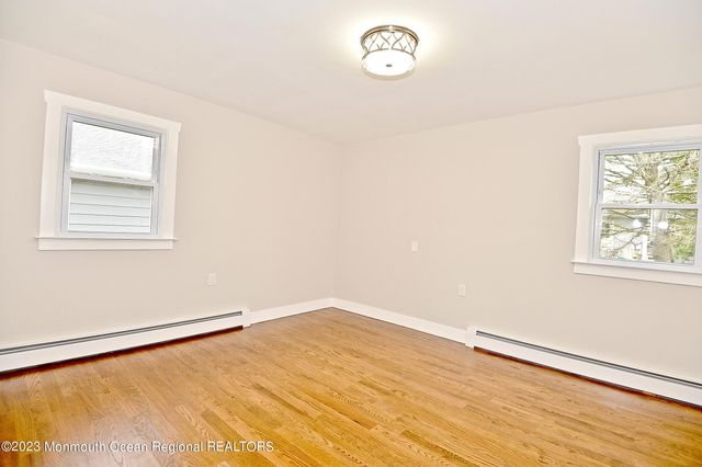 57 Golden Glow Circus, Toms River, NJ 08755