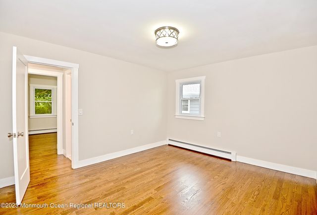 57 Golden Glow Circus, Toms River, NJ 08755