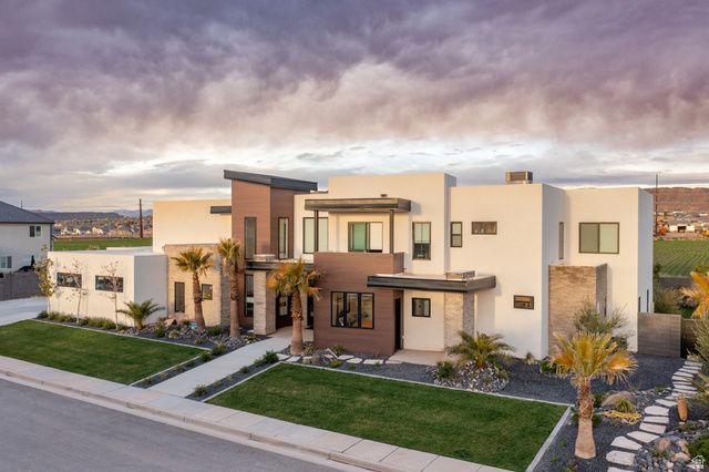 3287 S STAMSUND LN, Washington, UT 84780