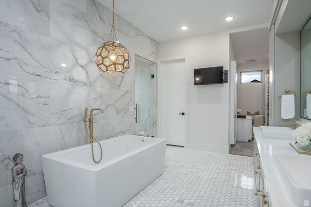 3287 S STAMSUND LN, Washington, UT 84780