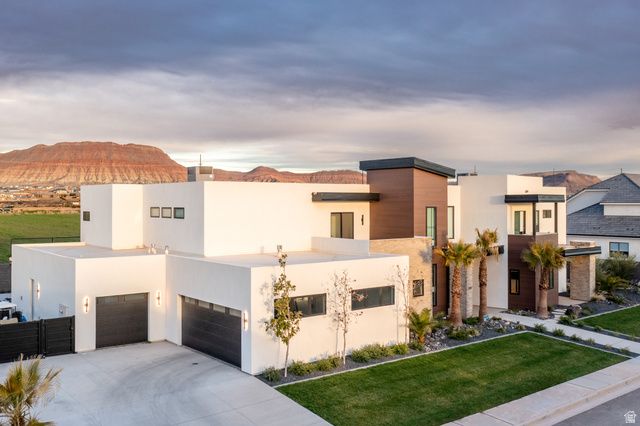 3287 S STAMSUND LN, Washington, UT 84780