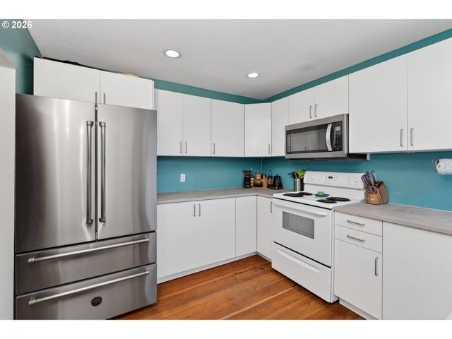 911 Nw FARGO St, Camas, WA 98607