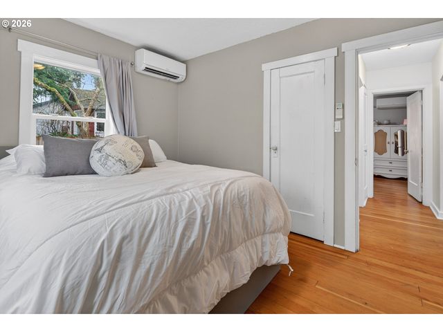 911 Nw FARGO St, Camas, WA 98607