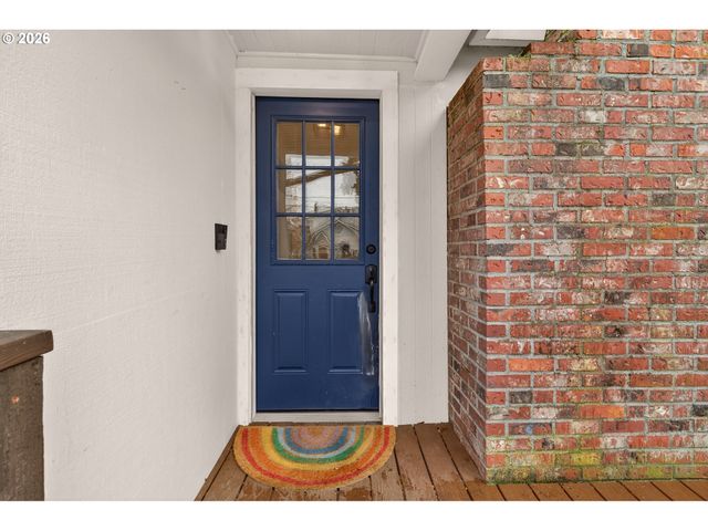 911 Nw FARGO St, Camas, WA 98607