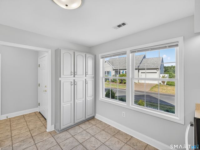 15 Silverbrook Lane 15, Clinton, CT 06413