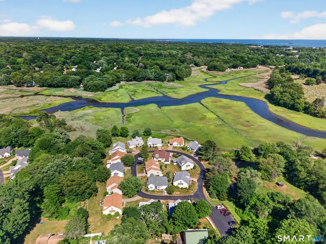 15 Silverbrook Lane 15, Clinton, CT 06413