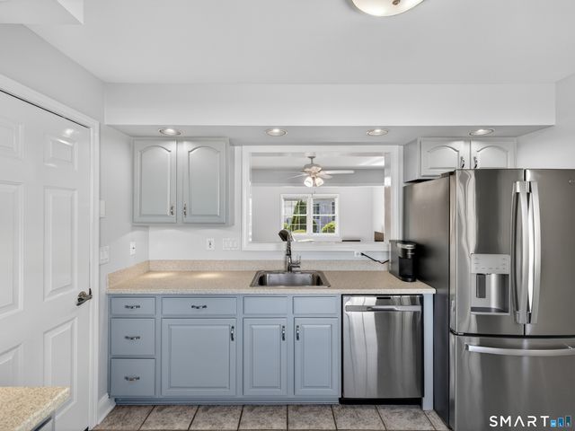 15 Silverbrook Lane 15, Clinton, CT 06413