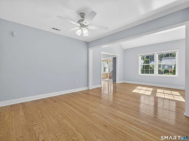15 Silverbrook Lane 15, Clinton, CT 06413
