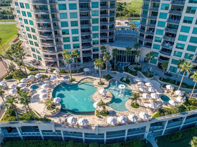 801 E Beach Drive TW1004, Galveston, TX 77550