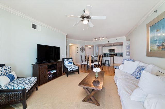 801 E Beach Drive TW1004, Galveston, TX 77550