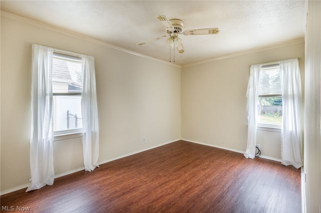 1303 Dartmoor Avenue, Parma, OH 44134