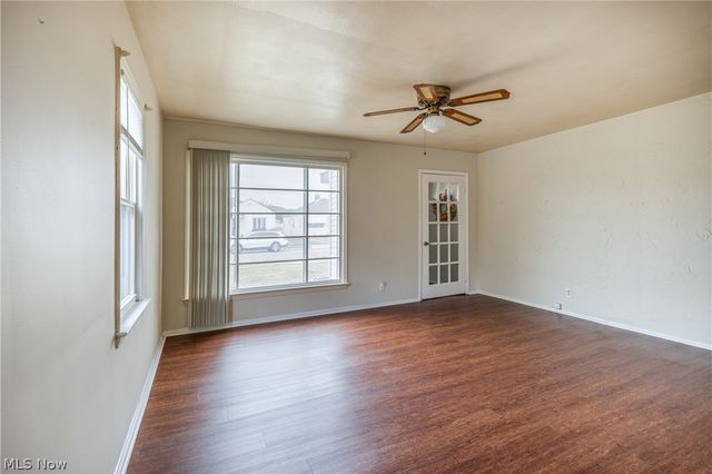 1303 Dartmoor Avenue, Parma, OH 44134