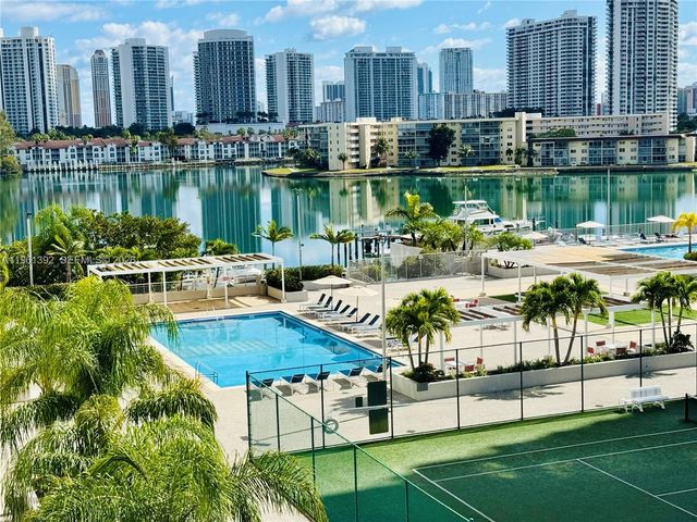 18051 Biscayne Blvd 503, Aventura, FL 33160