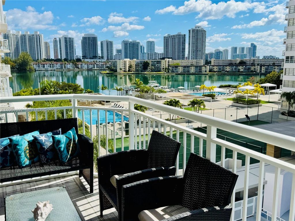 18051 Biscayne Blvd 503, Aventura, FL 33160