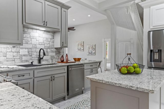 1401 Arp Street, Commerce, TX 75428