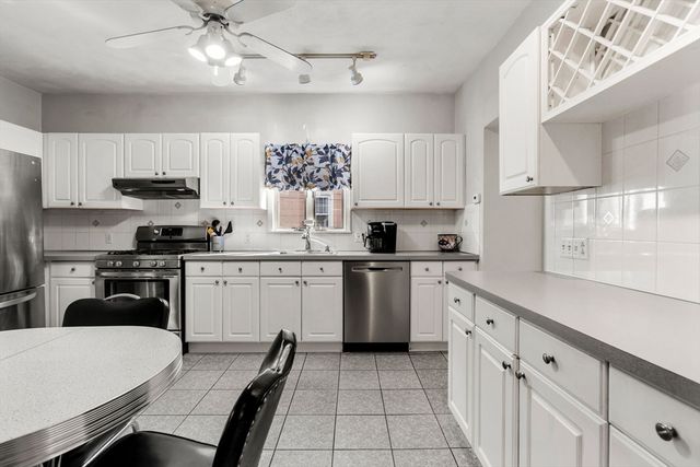 118 Avon St, Malden, MA 02148