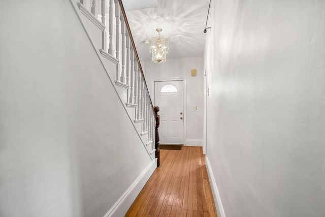 118 Avon St, Malden, MA 02148