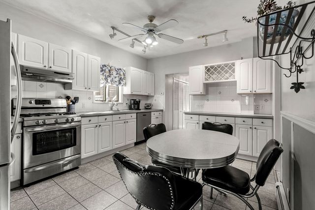 118 Avon St, Malden, MA 02148