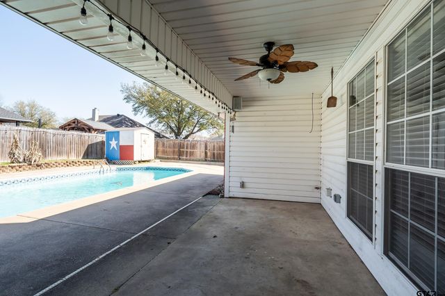 1709 Waterway Cove, Whitehouse, TX 75791
