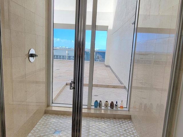 1830 S Ocean Drive 5111, Hallandale, FL 33009