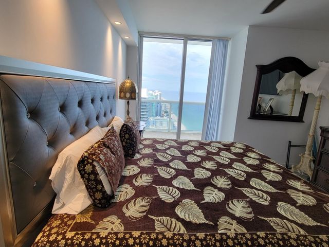 1830 S Ocean Drive 5111, Hallandale, FL 33009