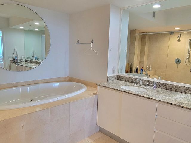 1830 S Ocean Drive 5111, Hallandale, FL 33009