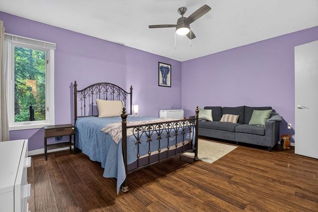 27 Walden Dr, Easton, MA 02334