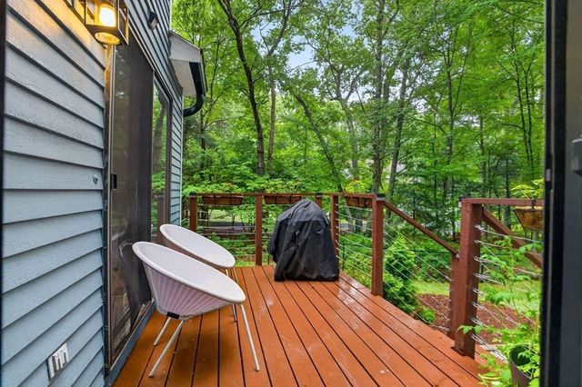 27 Walden Dr, Easton, MA 02334