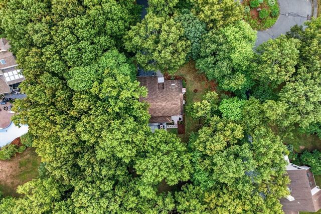 27 Walden Dr, Easton, MA 02334
