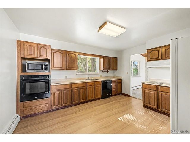 8289 Greenwood Blvd, Denver, CO 80221