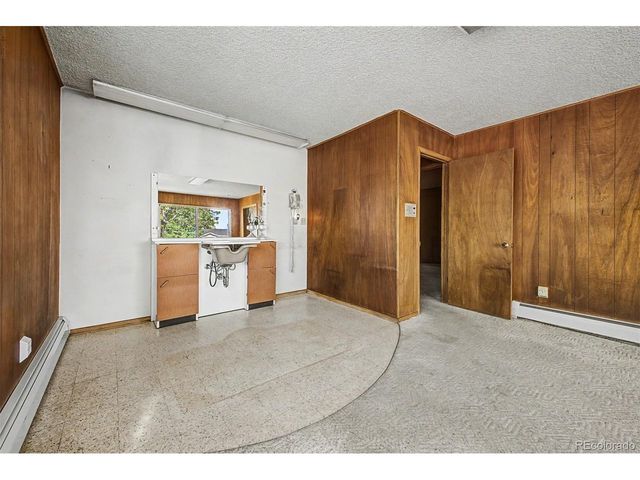 8289 Greenwood Blvd, Denver, CO 80221