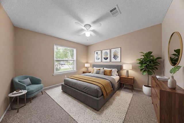 1041 Barber Street, Hurst, TX 76053