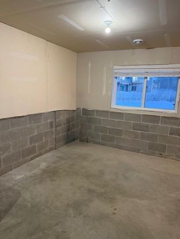 8570 Gateway Circle, Monticello, MN 55362