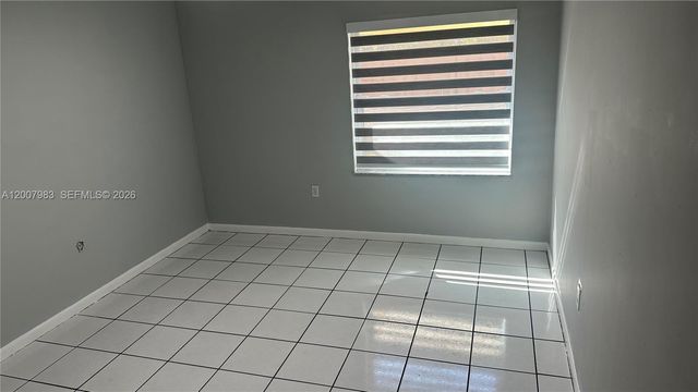 14052 SW 52nd Ter, Miami, FL 33175