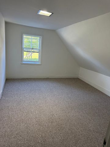 4 South Pleasant St 3, Natick, MA 01760