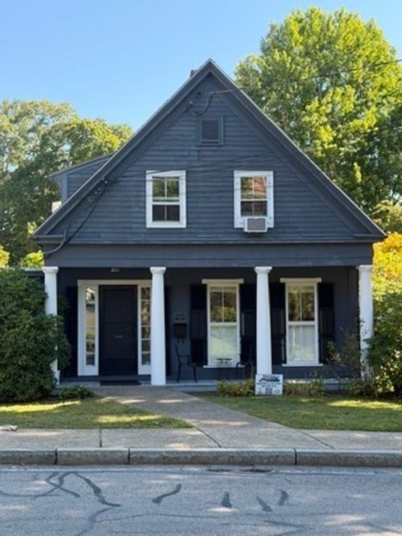 4 South Pleasant St 3, Natick, MA 01760