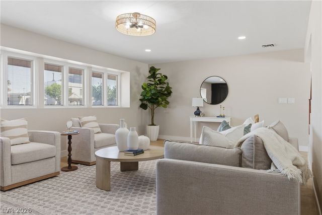 2000 Westlund Drive, Las Vegas, NV 89102