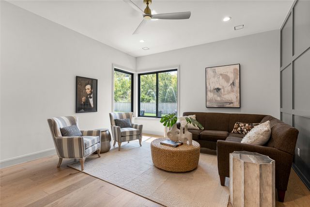 4118 W 114th Place S, Jenks, OK 74037